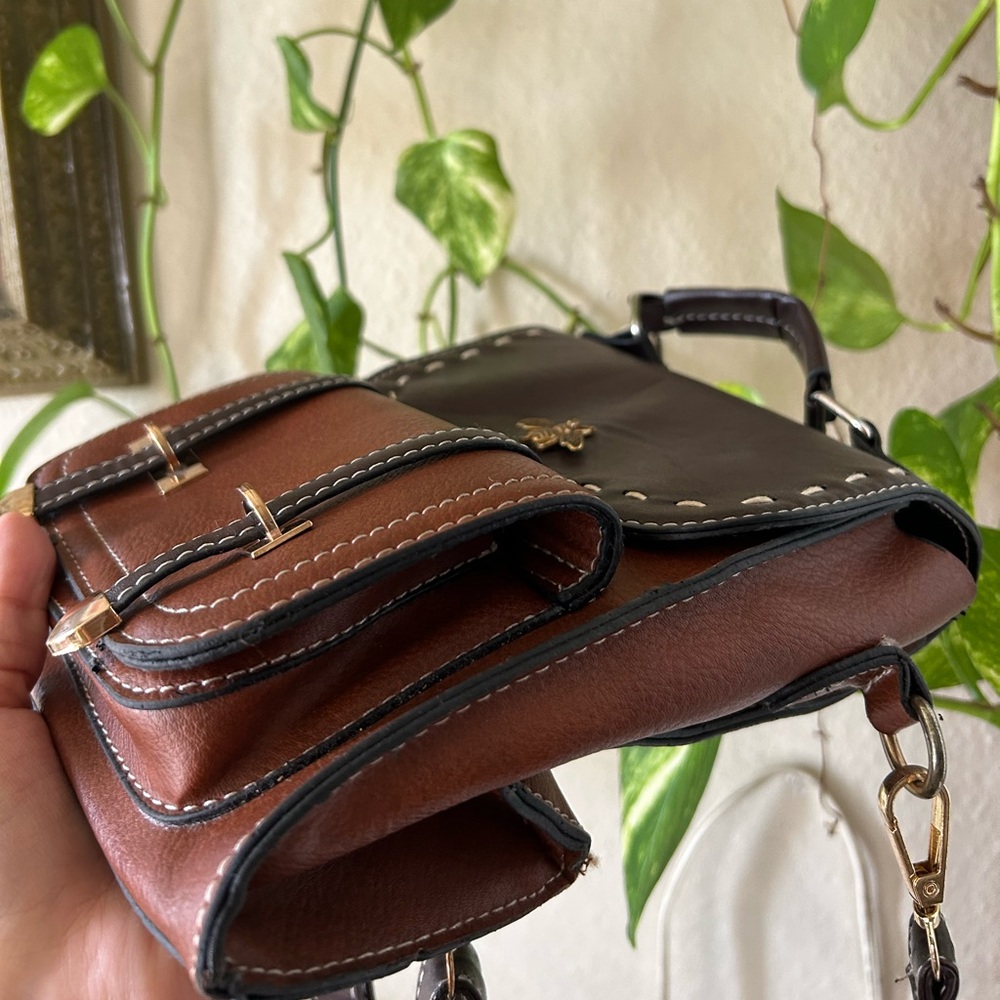 Small Brown Leather Backpack with Bee Emblem - image 7